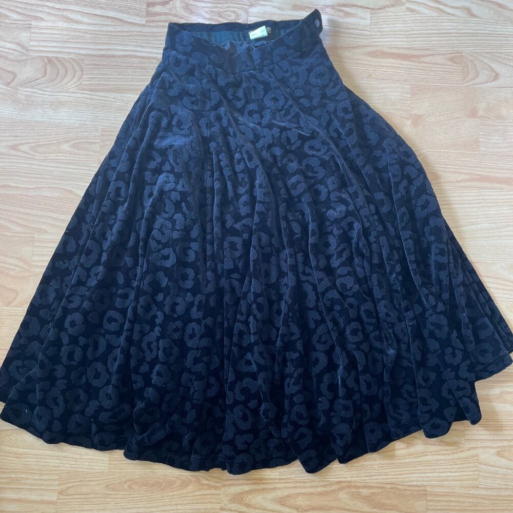 Black Velvet Leopard Print Midi Skirt – Made in Japan